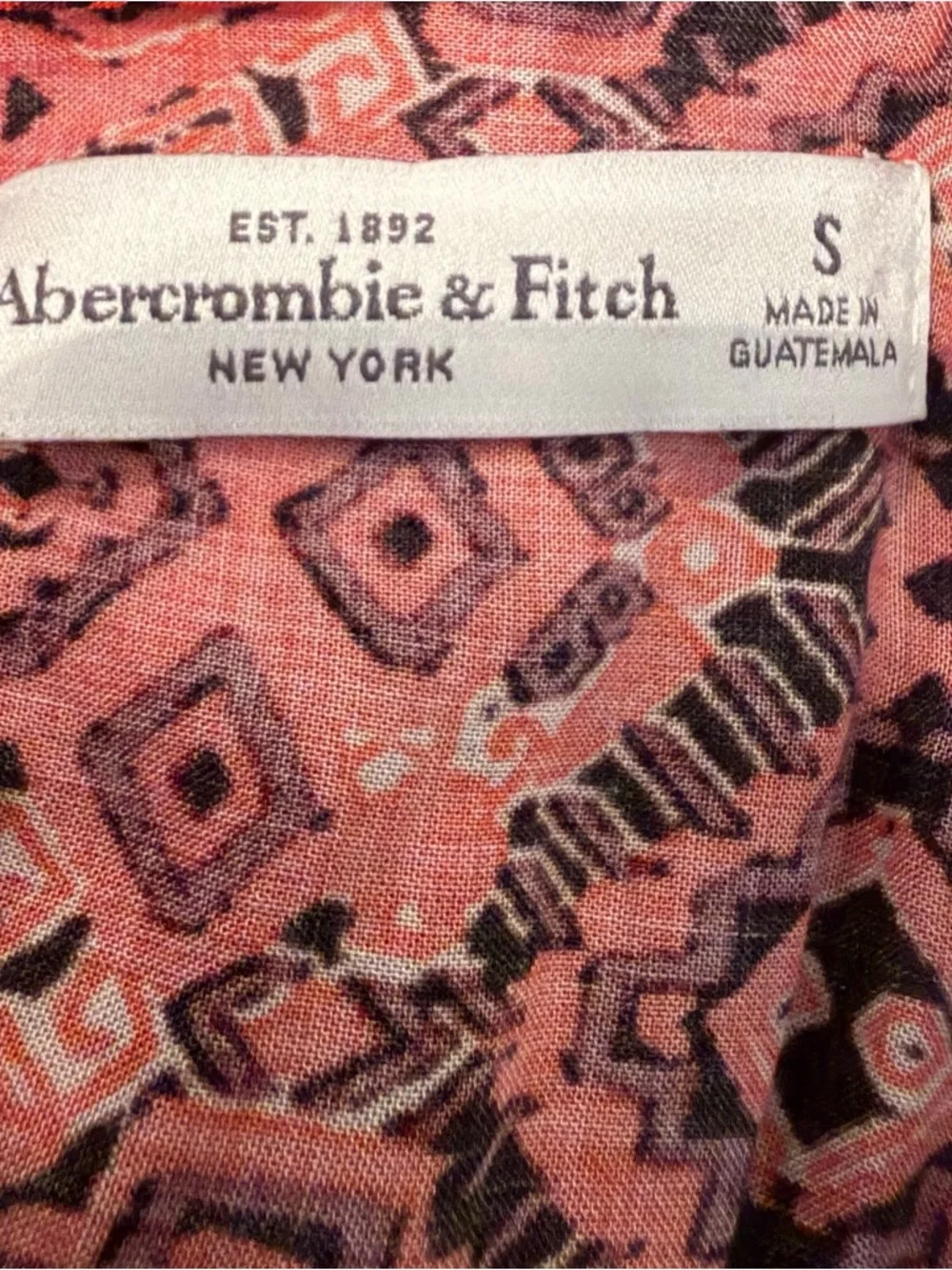 ABERCROMBIE & FITCH RED ORANGE GEOMETRIC COLD SHOULDER DRESS SIZE SMALL